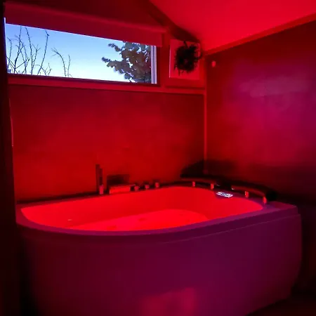 La Balneo Vue Chalet *