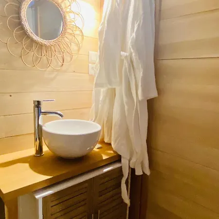 La Balneo Vue Chalet Bazenville